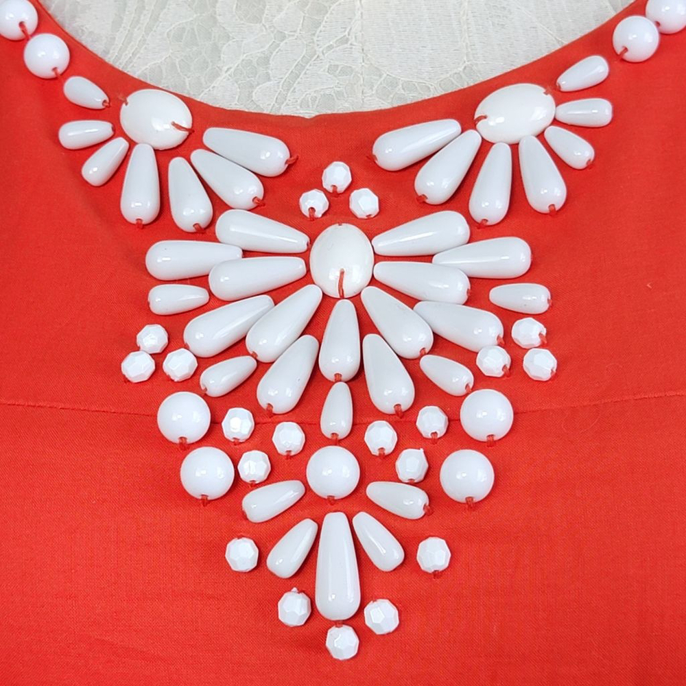 NYDJ Fit & Flare Jeweled Sleeveless Dress Eyelet Embroidered Skirt Slimming 6 - Picture 4 of 14
